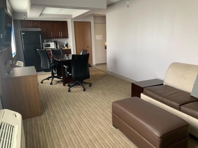 Holiday Inn Express Adrian By Ihg Экстерьер фото