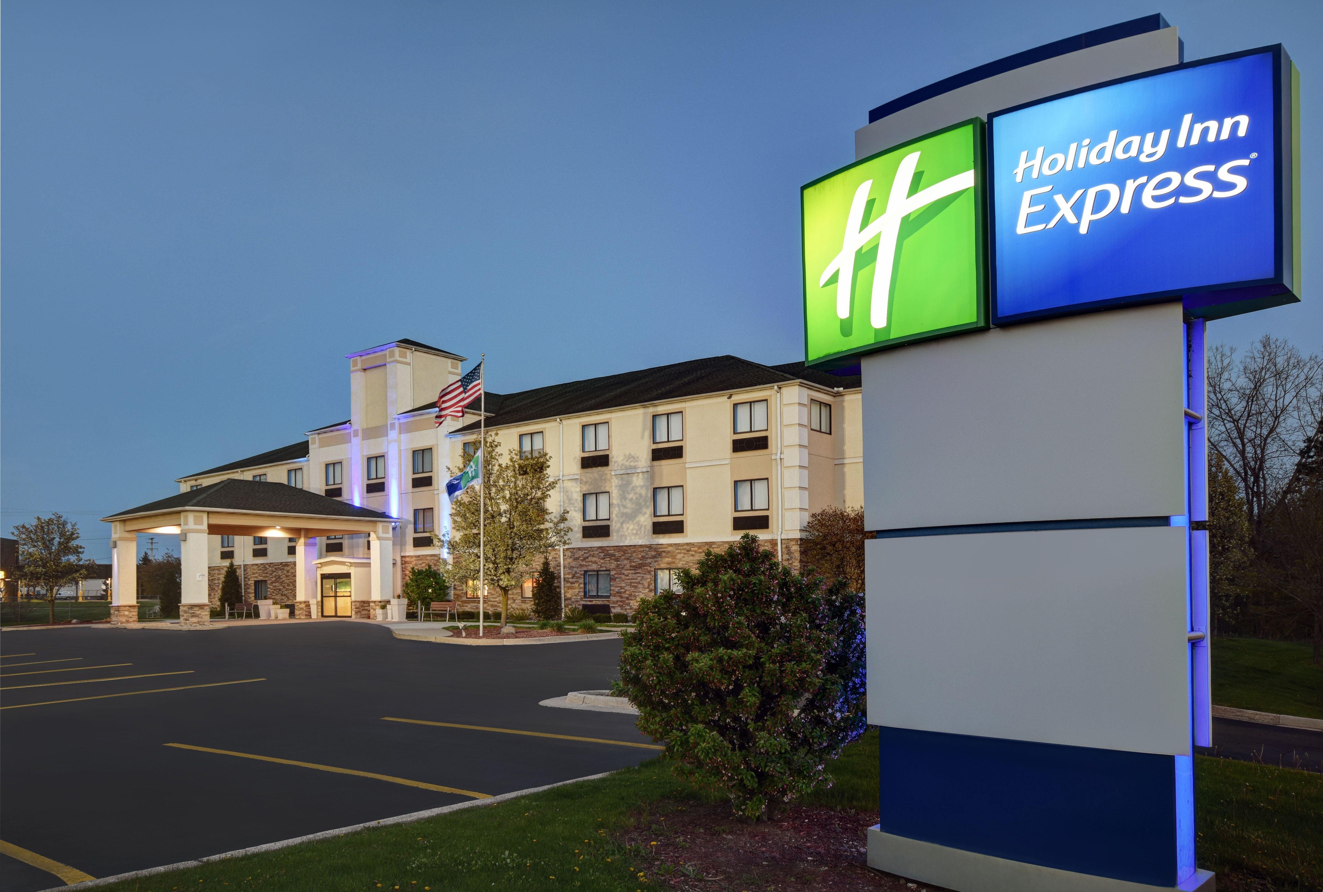 Holiday Inn Express Adrian By Ihg Экстерьер фото