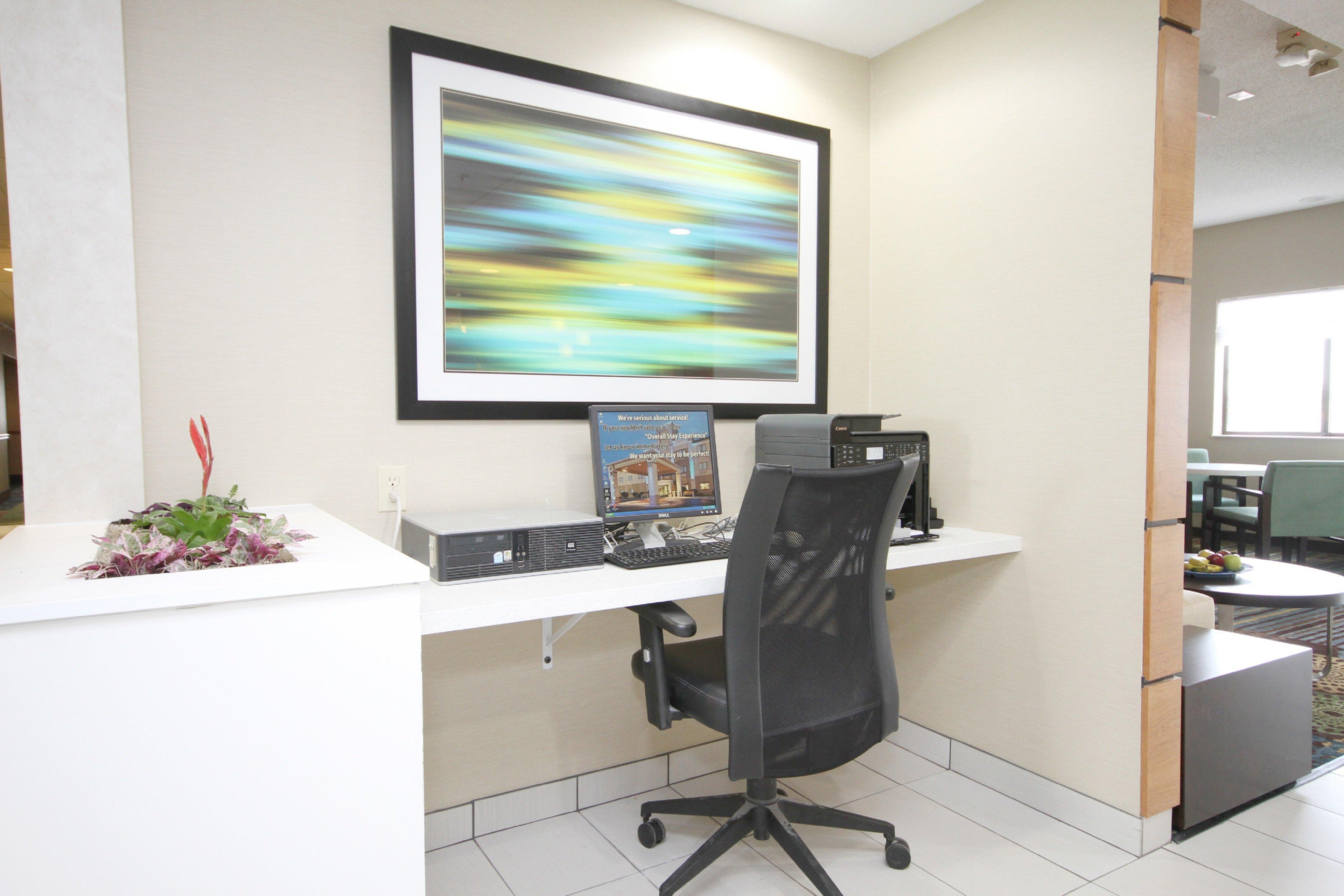 Holiday Inn Express Adrian By Ihg Экстерьер фото