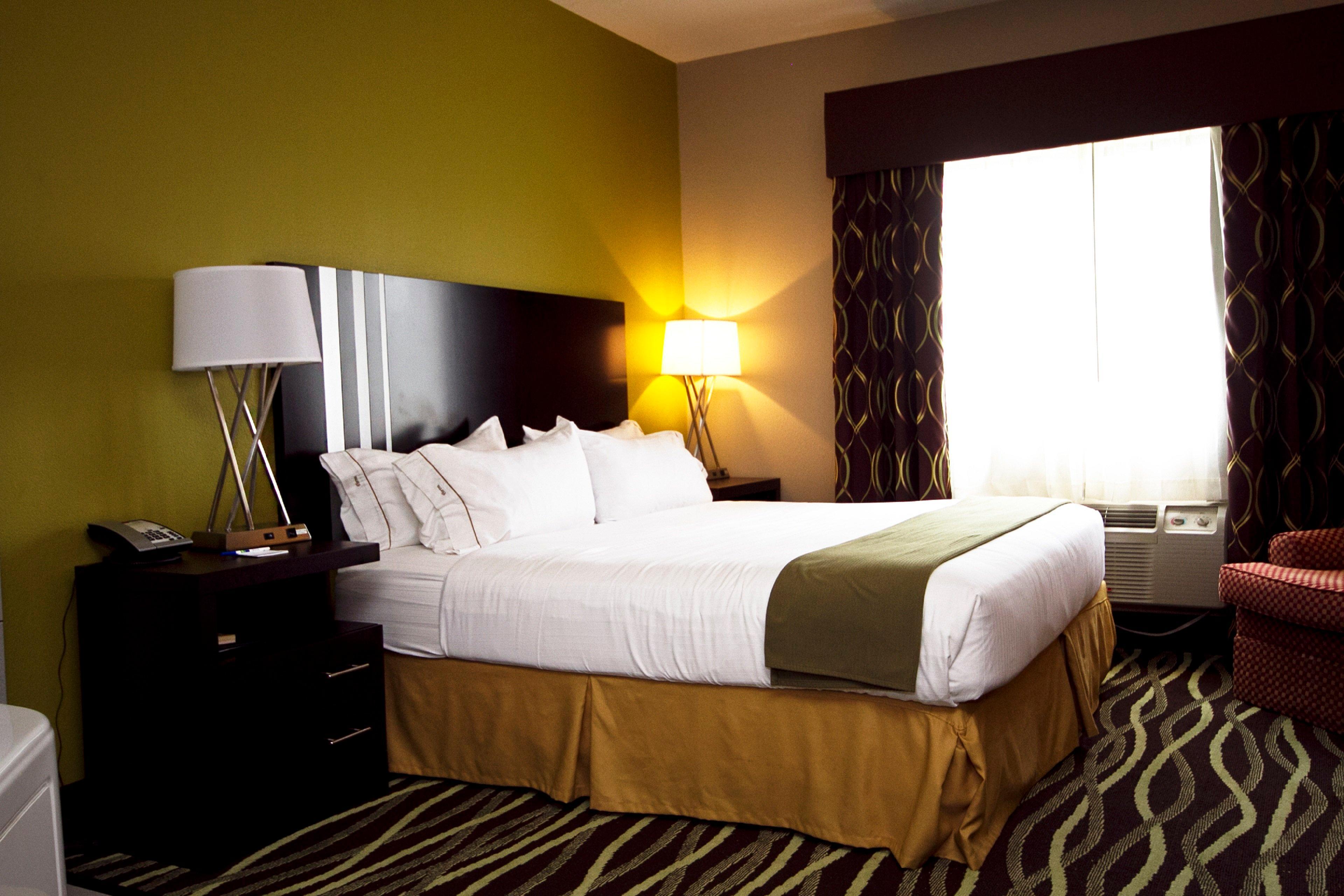Holiday Inn Express Adrian By Ihg Экстерьер фото