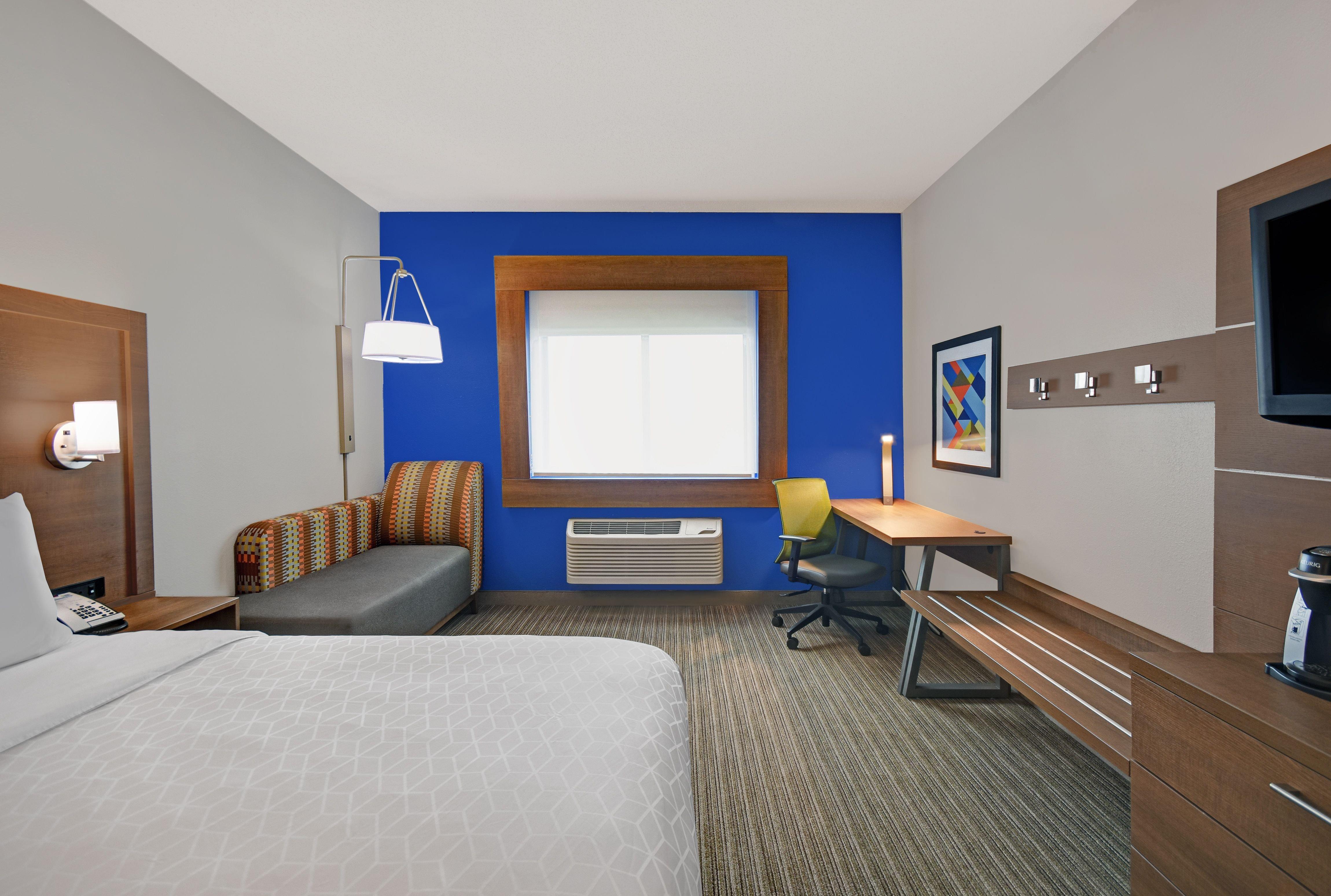 Holiday Inn Express Adrian By Ihg Экстерьер фото